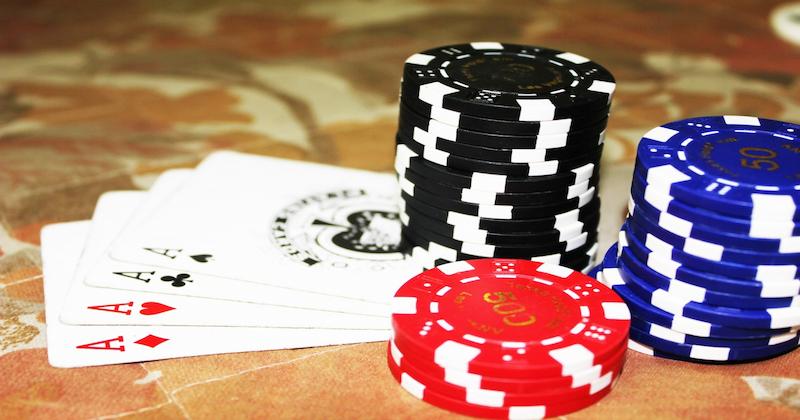 Game bài casino Poker